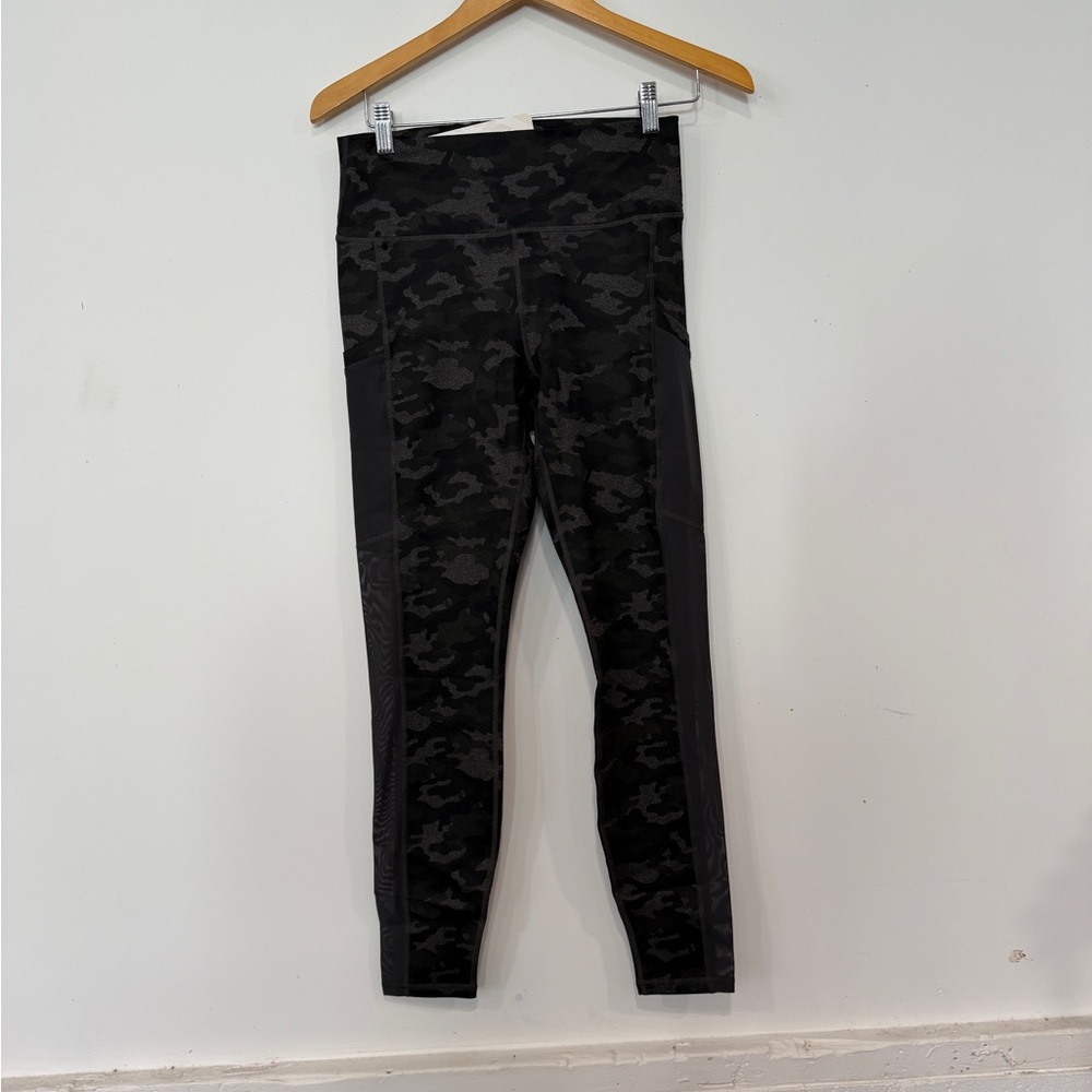 Fabletics Mila high waisted Camo High-Waist Leggings